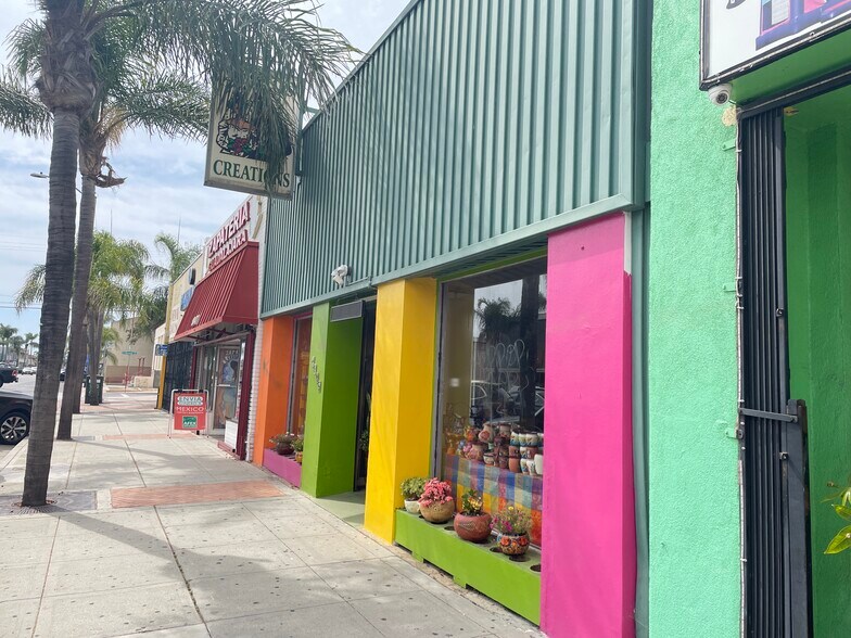 More Photos Of 1045 W Gardena Blvd, Gardena General Retail For Sale