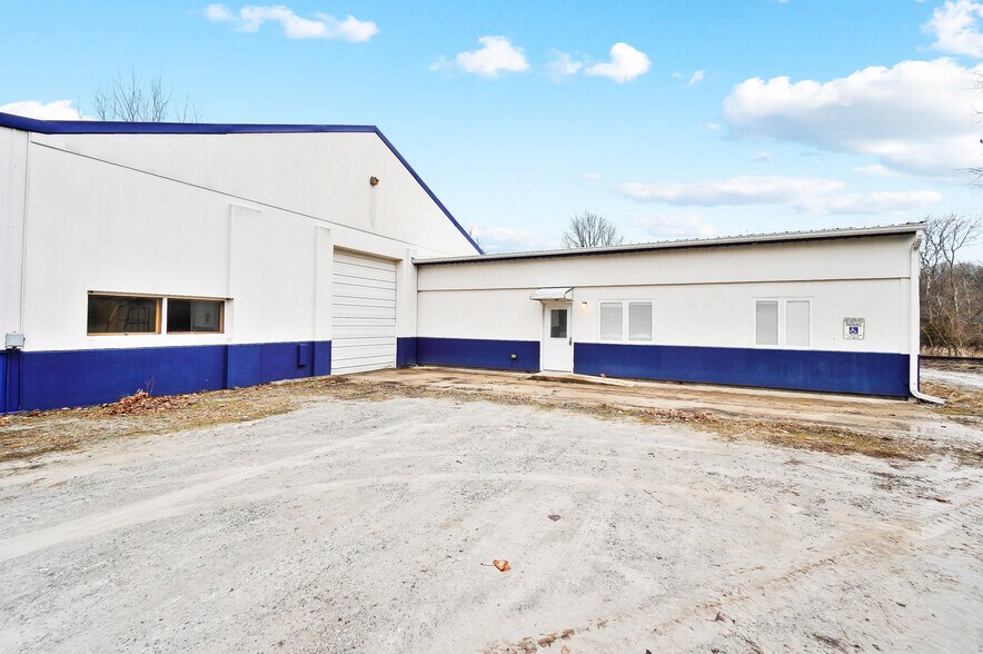 More Photos Of 6220 Knollwood Rd, Springfield Warehouse For Sale