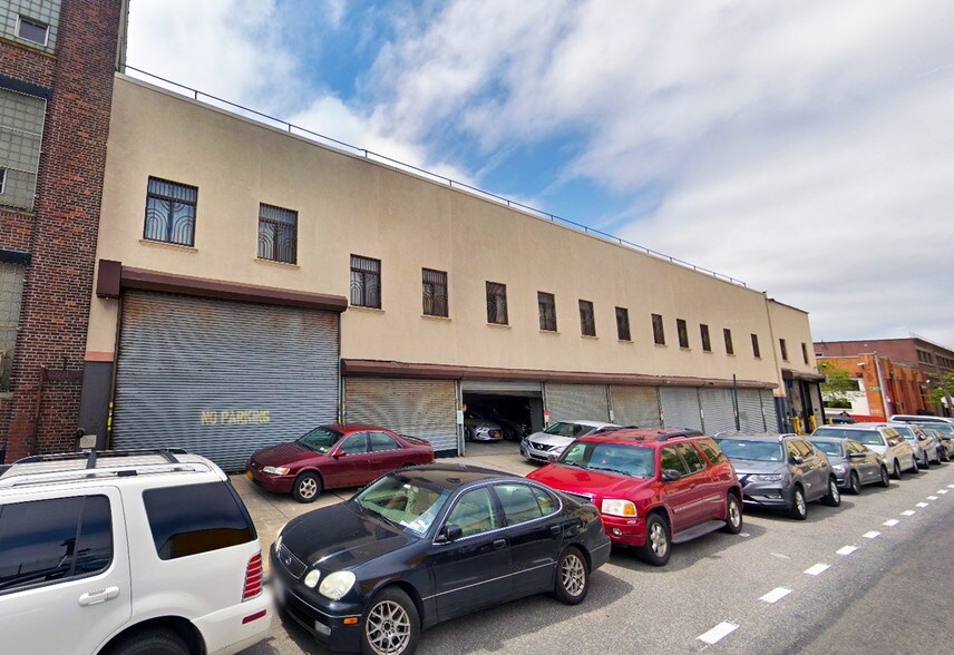 More Photos Of 214-216 44th St, Brooklyn Industrial For Sale