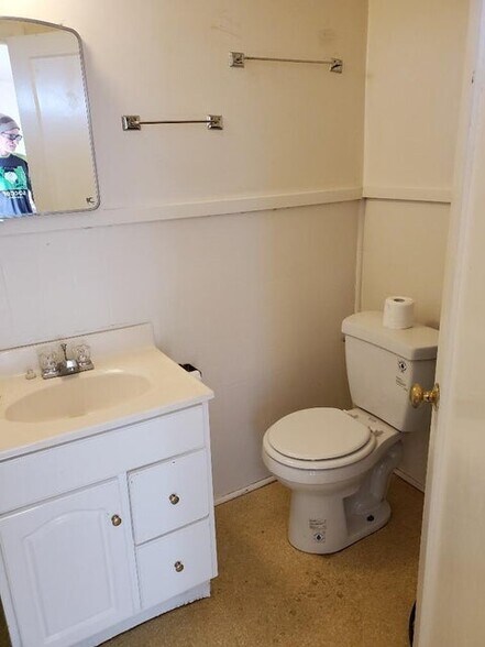 More Photos Of 144 Reager St, Medford Apartments For Sale