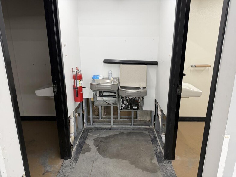 More Photos Of 10893 Nc Highway 211 E, Aberdeen Freestanding For Lease