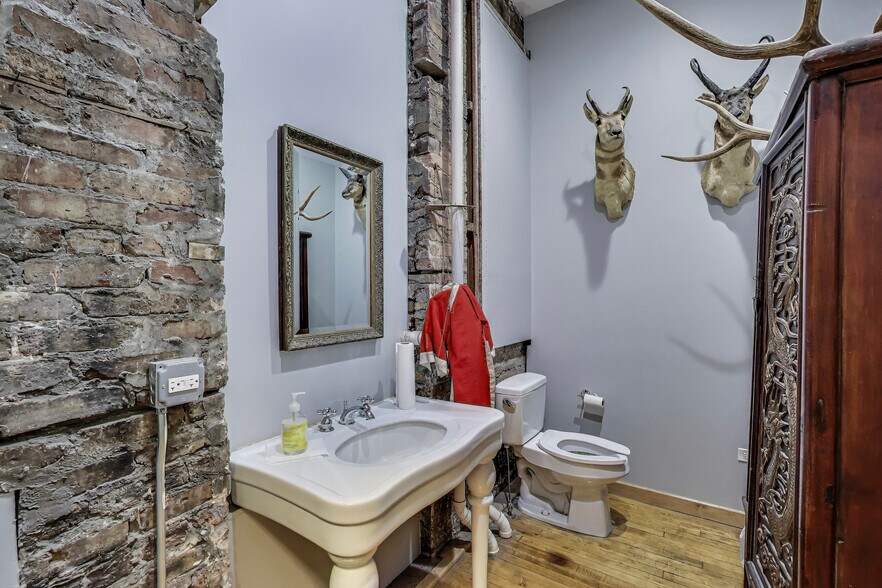 More Photos Of 7405 Madison St, Forest Park Storefront Retail Residential For Sale