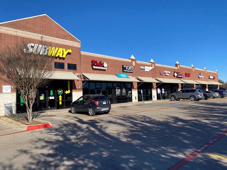 More Photos Of 1035 N Highway 77, Waxahachie Unknown For Lease