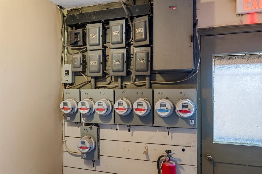 More Photos Of 127-131 W Market St, Cadiz Storefront Retail Residential For Sale