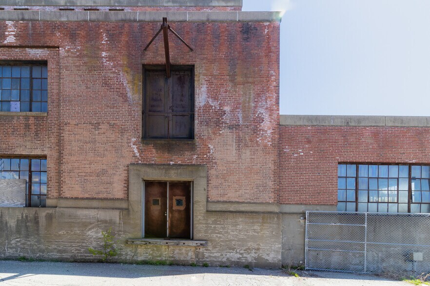 More Photos Of 1606 Riverside Ave, Somerset Land For Sale