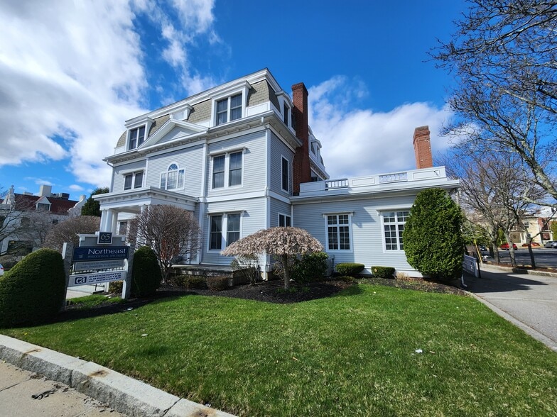 More Photos Of 65 Elm St, Worcester Office Residential For Sale