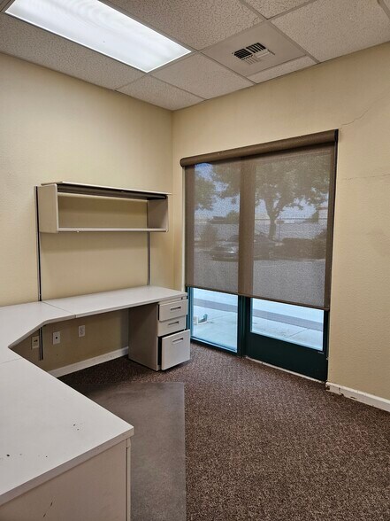More Photos Of 195-197 D'Arcy Pkwy, Lathrop Manufacturing For Lease