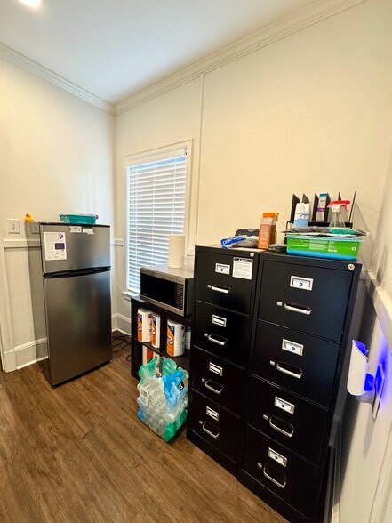 More Photos Of 315 Academy St NE, Gainesville Office For Lease