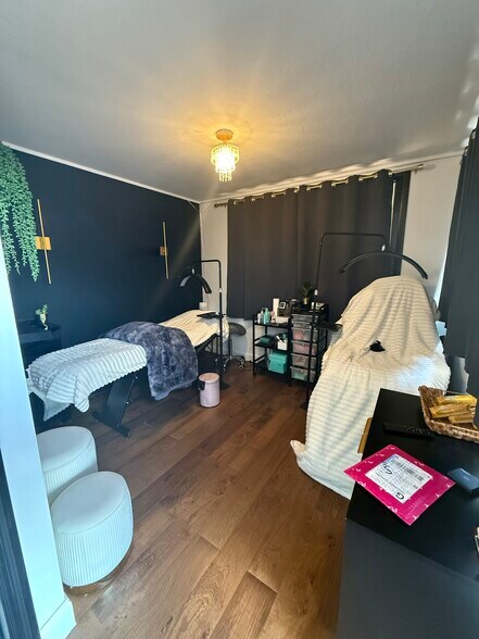 More Photos Of 623 N Lime Ave, Sarasota Storefront Retail Residential For Sale