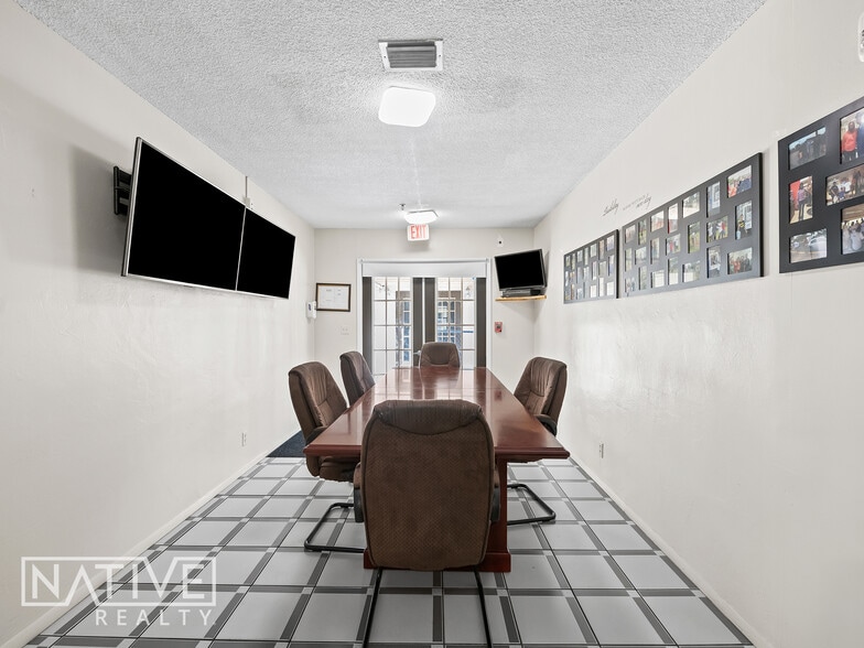 More Photos Of 201-221 NE 40th Ct, Oakland Park Assisted Living For Sale