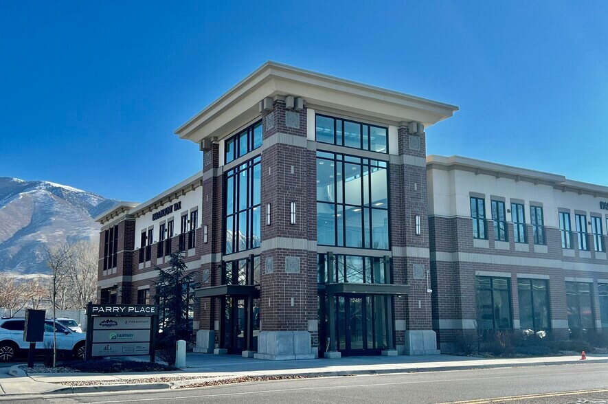 More Photos Of 12481 S Fort St, Draper Medical For Lease