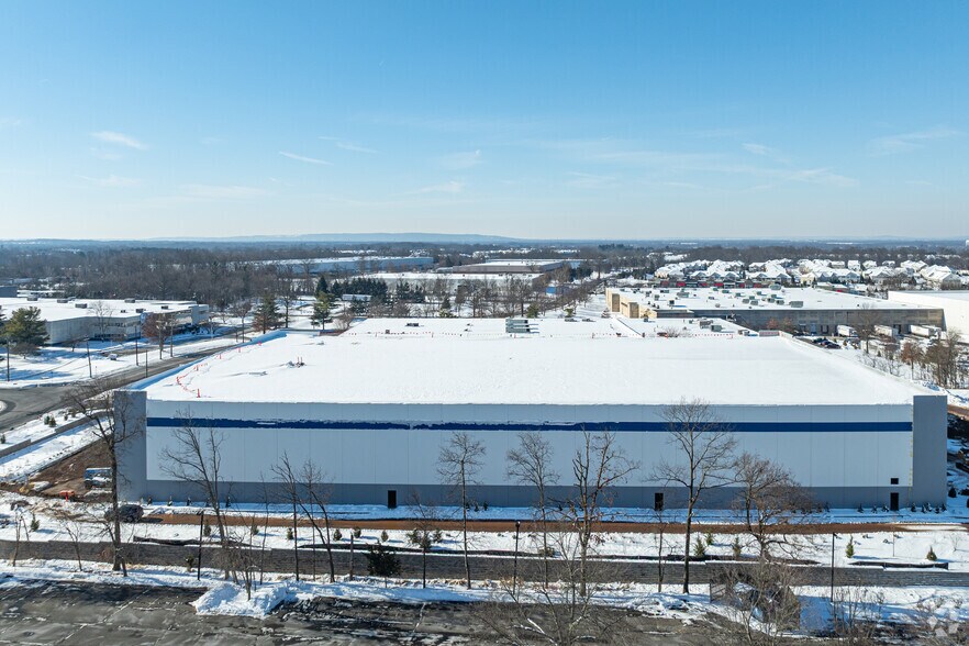 More Photos Of 31 Schoolhouse Rd, Somerset Warehouse For Sale