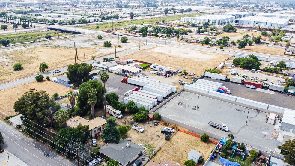 More Photos Of 1245 S Washington Ave, San Bernardino Truck Terminal For Sale