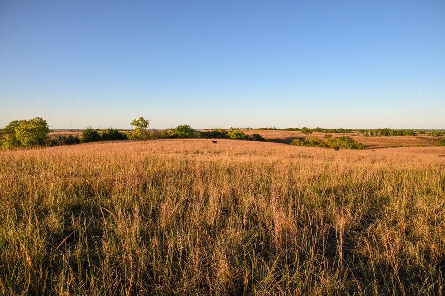 More Photos Of 0000 00000 Hi-View Dr, Manhattan Land For Sale