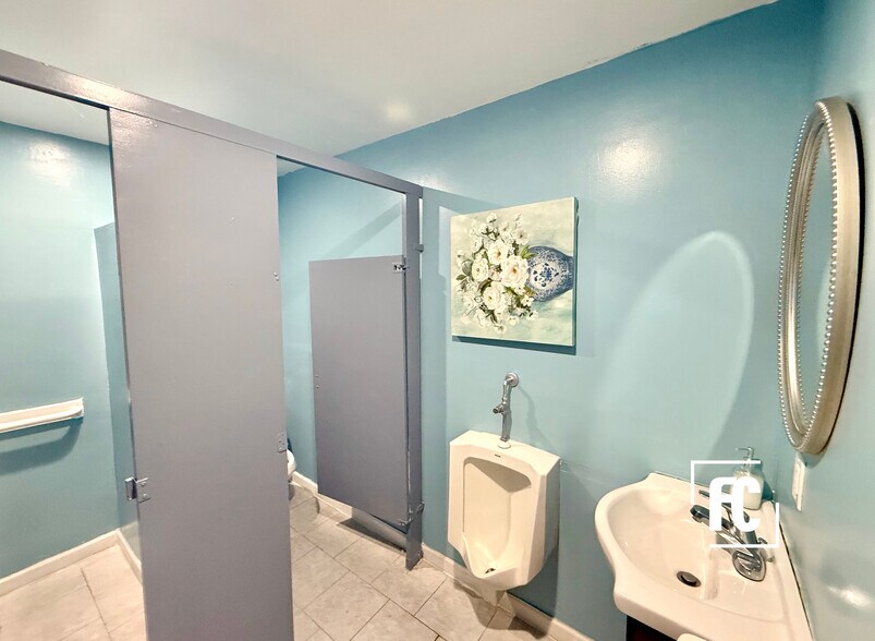 More Photos Of 1800 Okeechobee Rd, Fort Pierce Funeral Home For Sale
