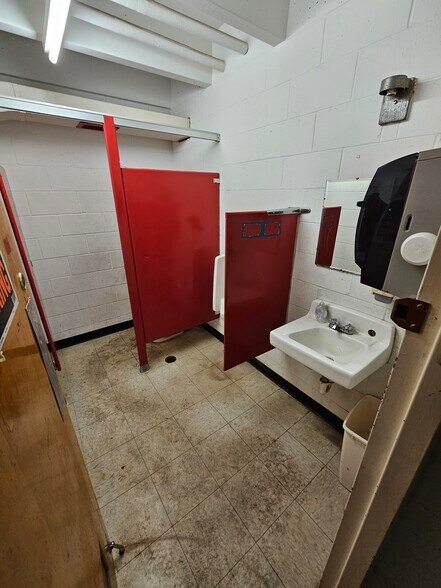 More Photos Of 1804-1816 Nicollet Ave, Minneapolis Unknown For Lease