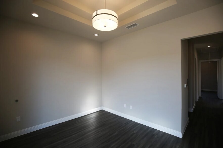 More Photos Of 2601 Little Elm Pkwy, Little Elm Unknown For Lease
