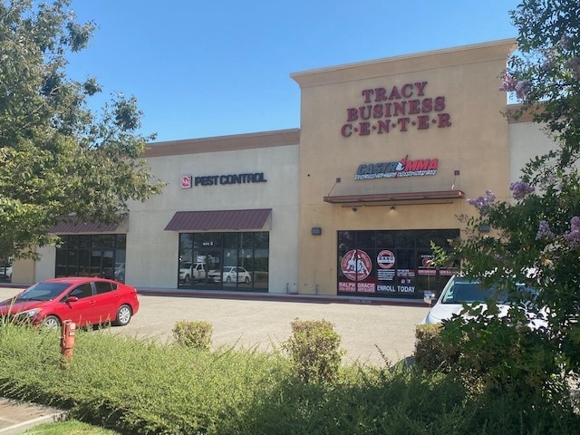 Primary Photo Of 450 W Larch Rd, Tracy Warehouse For Lease
