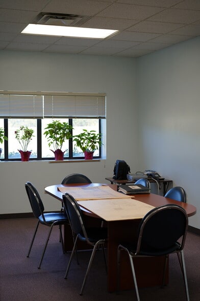 More Photos Of 29 Menzie Bottoms Rd, Butler Warehouse For Sale