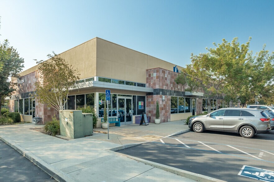 More Photos Of 2250 Del Paso Rd, Sacramento Unknown For Lease