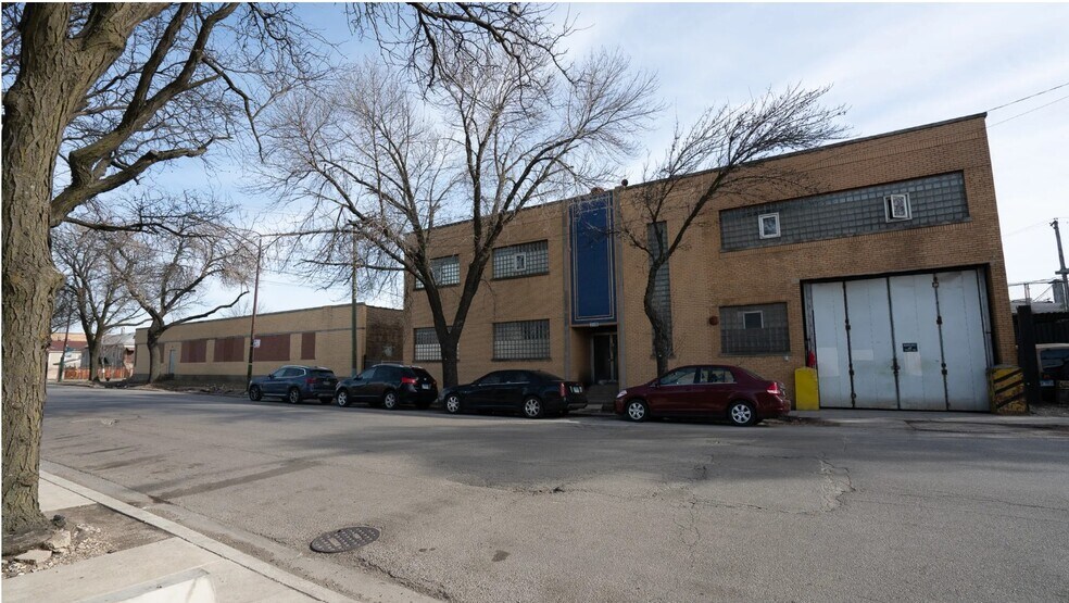 More Photos Of 3115 W 36th St, Chicago Warehouse For Sale
