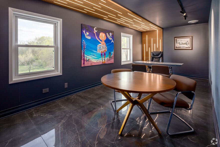 More Photos Of 1 American Way, Elgin Medical For Sale