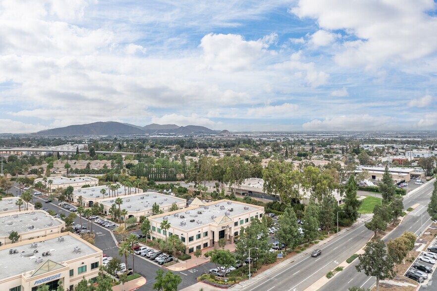 More Photos Of 1825 Chicago Ave, Riverside Office For Sale