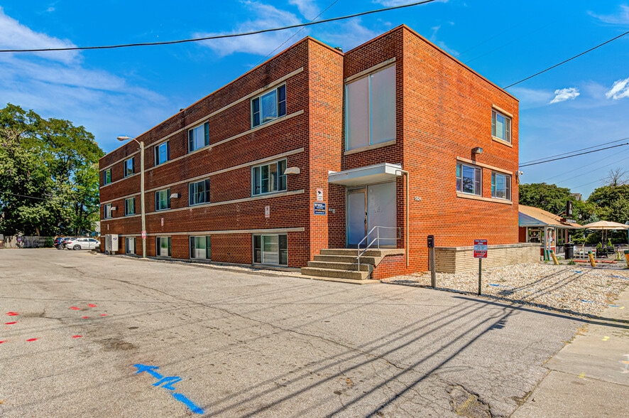 More Photos Of 5824 E Washington St, Indianapolis Apartments For Sale