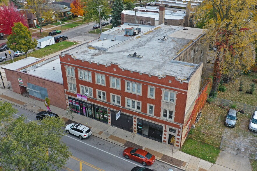 More Photos Of , Chicago Multifamily For Sale