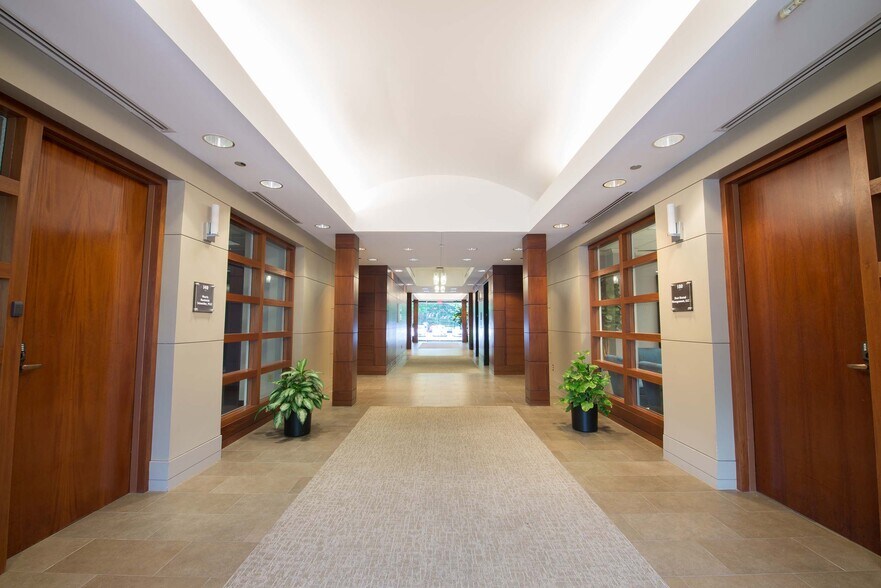 More Photos Of 301 McCullough Dr, Charlotte Unknown For Lease