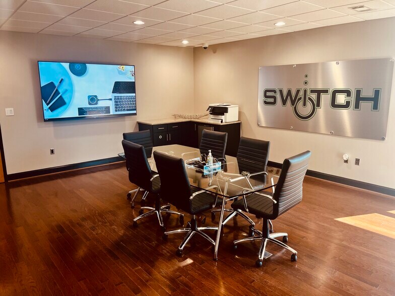 More Photos Of 297 W Valley Ave, Birmingham Loft Creative Space For Lease