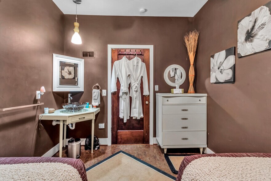 More Photos Of 5107 Langford Rd, North Collins Hospitality For Sale