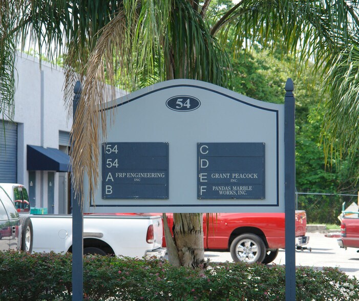 More Photos Of 54 W Illiana, Orlando Warehouse For Lease