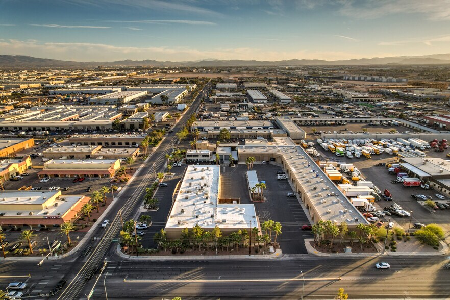 More Photos Of 5321 Cameron St, Las Vegas General Retail For Lease