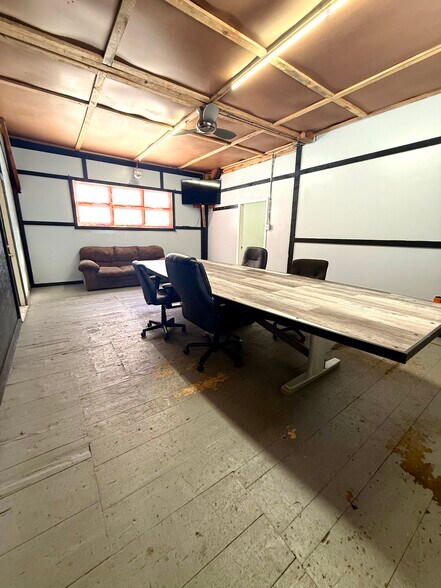 More Photos Of 27 Huckins Rd, Epsom Service For Lease