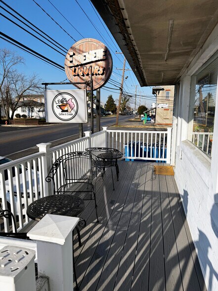 More Photos Of 7002 North Point Rd, Sparrows Point Storefront Retail Residential For Lease