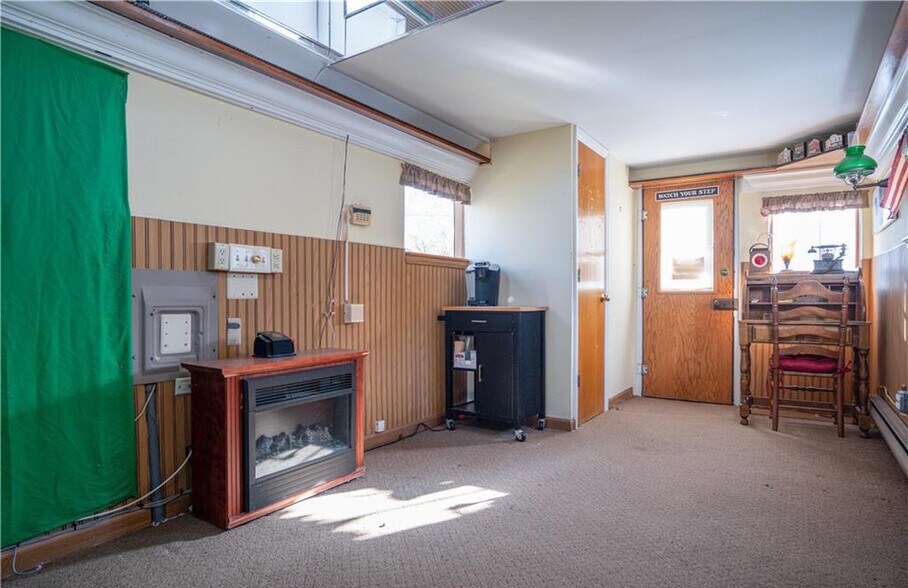 1 Railroad Sq, Haverstraw, NY 10927 Office For Sale