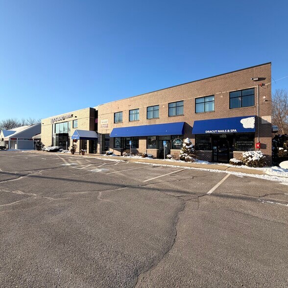 Primary Photo Of 1168 Lakeview Ave, Dracut Freestanding For Lease