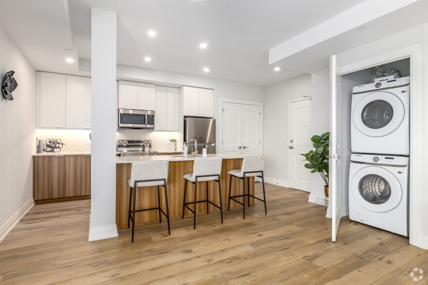 More Photos Of 80-100 Starwood Dr, Guelph Apartments For Lease