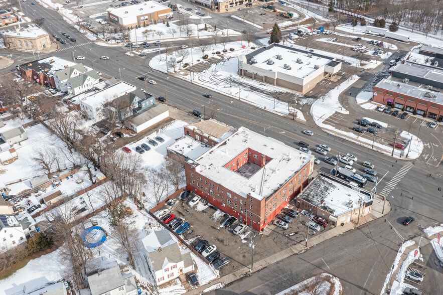 More Photos Of 1158 Dixwell Ave, Hamden Apartments For Sale