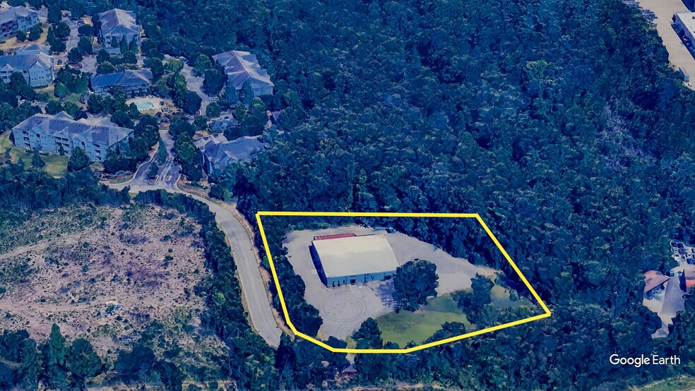 More Photos Of 375 Rockwood Rd, Arden Warehouse For Sale