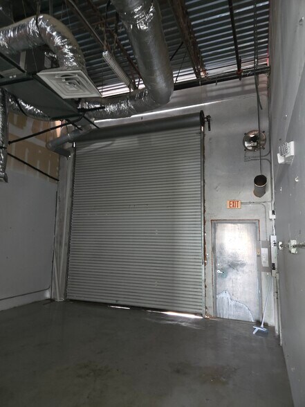 More Photos Of 413 NE Van Loon Ln, Cape Coral Light Distribution For Lease