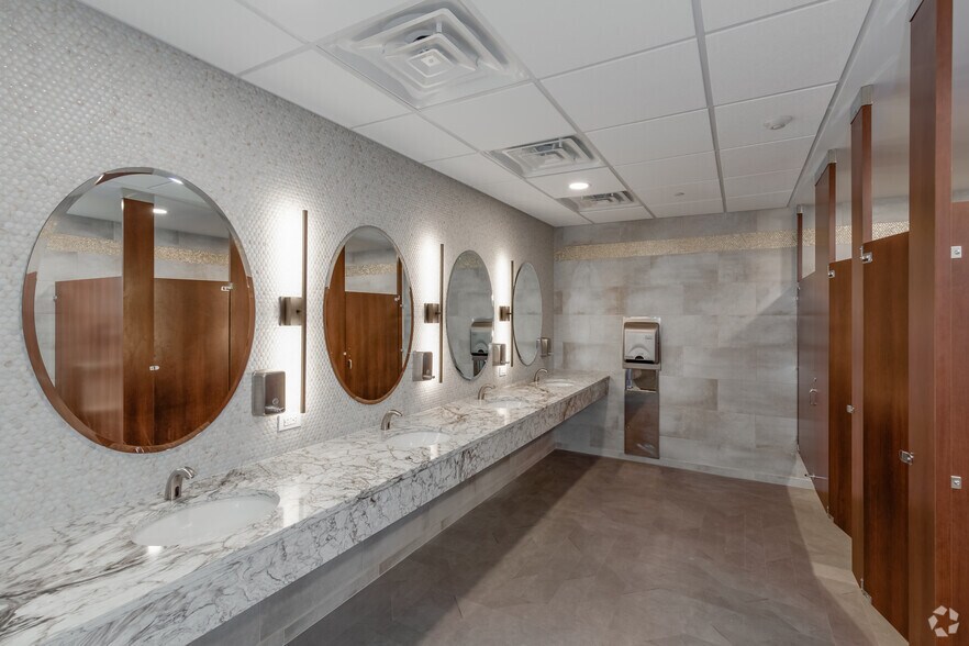 More Photos Of 150 Corporate Center Dr, Camp Hill Unknown For Lease