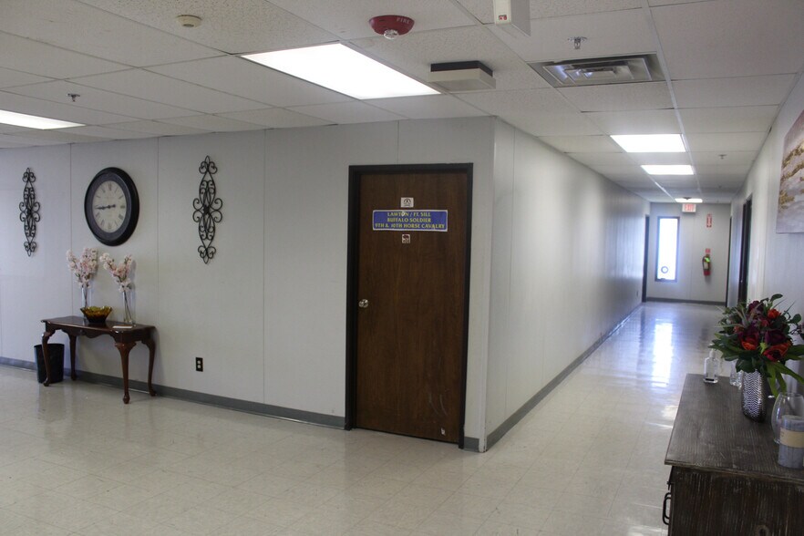More Photos Of 2 SE Lee Blvd, Lawton Office For Lease