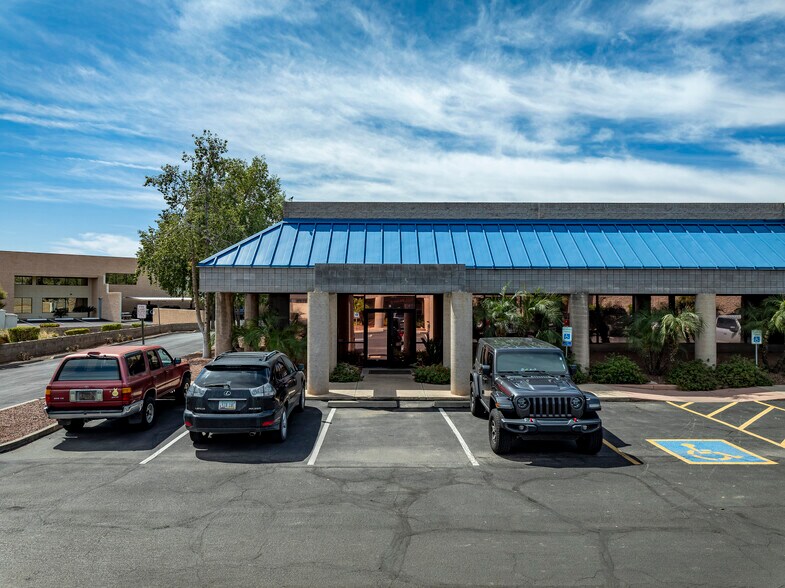 More Photos Of 828 E Isabella Ave, Mesa Warehouse For Sale