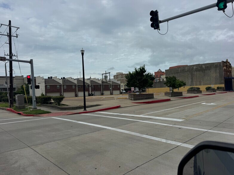 More Photos Of 1909 Market st, Galveston Land For Sale