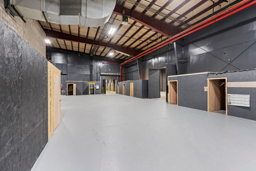 More Photos Of 4865 Arthur Kill Rd, Staten Island Warehouse For Sale