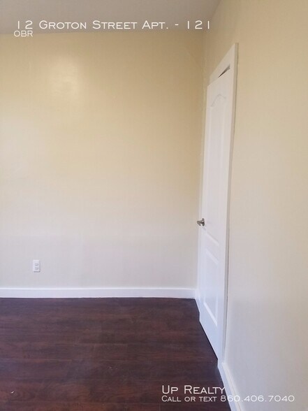 More Photos Of 12-16 Groton St, Hartford Apartments For Sale