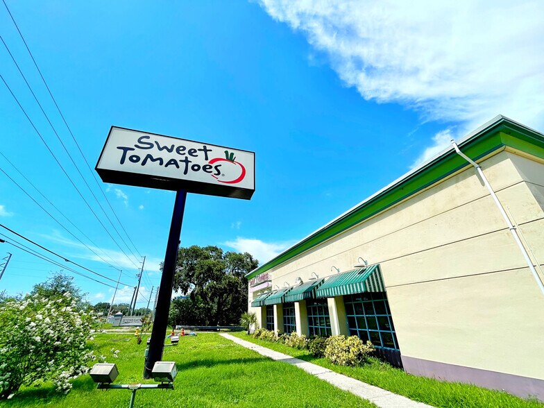 Primary Photo Of 31151 Us Highway 19 N, Palm Harbor Freestanding For Sale