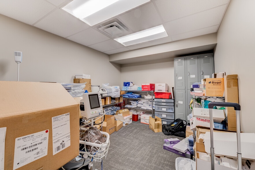 More Photos Of 2824 Mack Rd, Fairfield Loft Creative Space For Sale